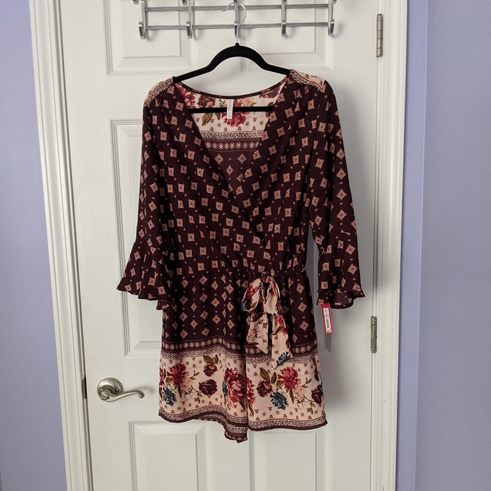 Xhilaration long bell sleeve patterned romper